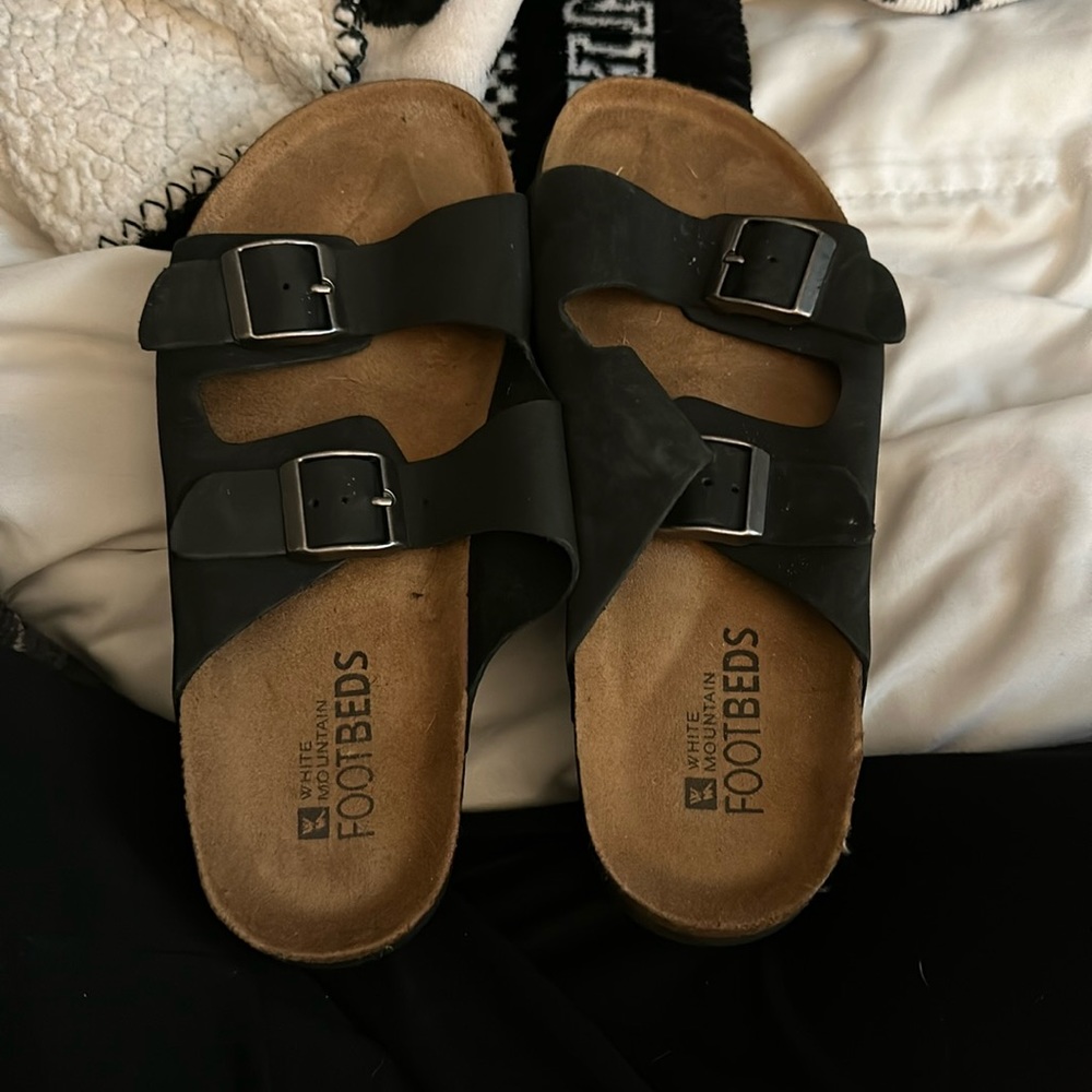 Slightly used sandals white mountain size 7 black